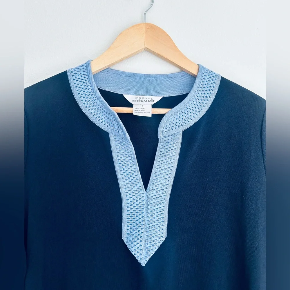 Misook Knit Navy Blue With Light Blue Trim Tunic Long Sleeve Top Size Large - Picture 3 of 7
